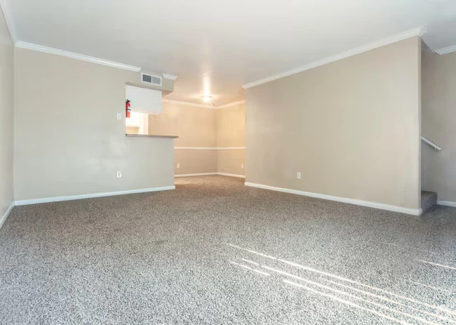 1X1 813 TH SF 1510 floor plan